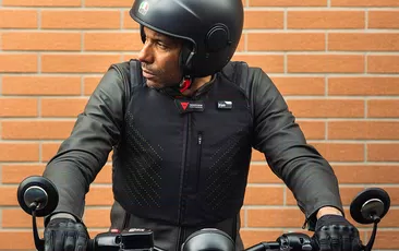 D-Air Smart Air-Compatible Apparel